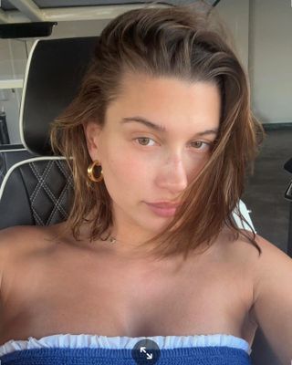 Hailey Bieber with collarbone length bob haircut