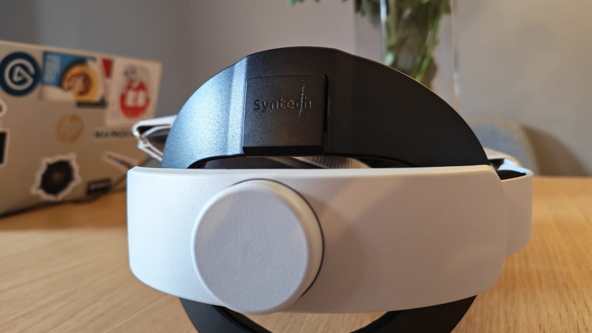 The back of the Syntech Elite Head Strap for Quest 3 and its adjusting ring