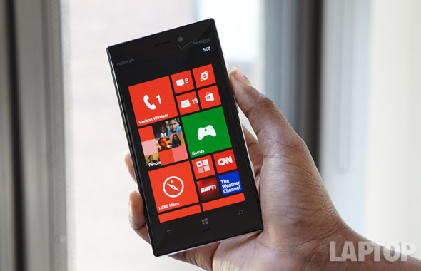 Nokia Lumia 825 Could be First Windows Phone Quad-Core Phablet | Laptop Mag