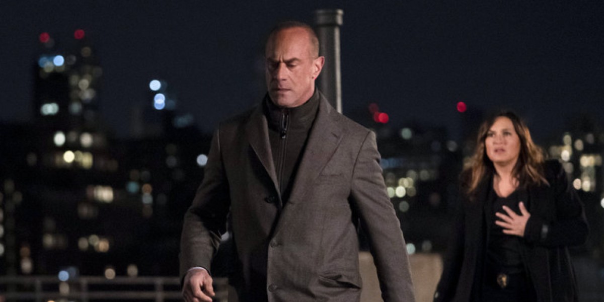 stabler walking away from benson on a rooftop on law &amp; order: organized crime