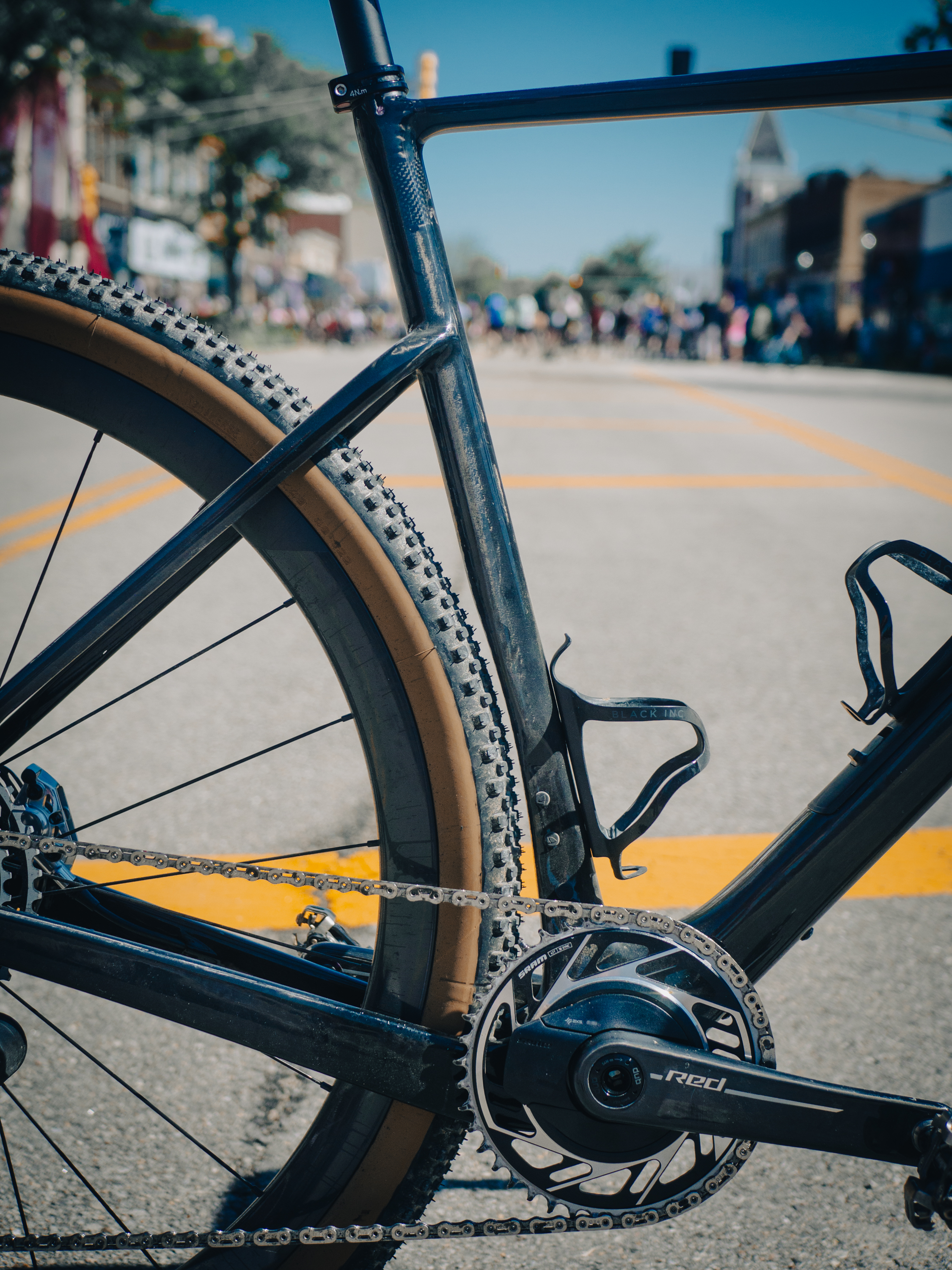 Factor Aluto gravel bike