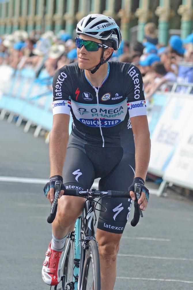 Niki Terpstra rides into Brighton