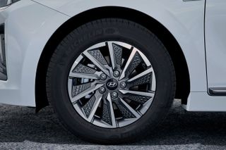 Hyundai IONIQ Electric wheel rim
