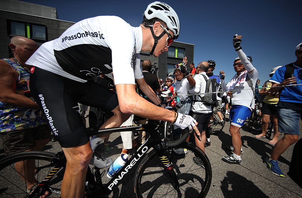 Chris Froome rolls out for a training ride on the rest day