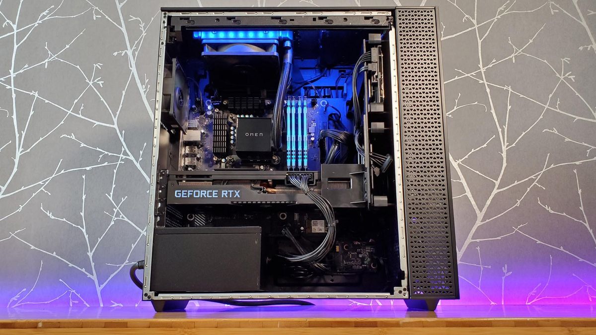 HP Omen 30L