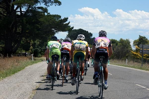 Josh Wilson heads back into the peloton