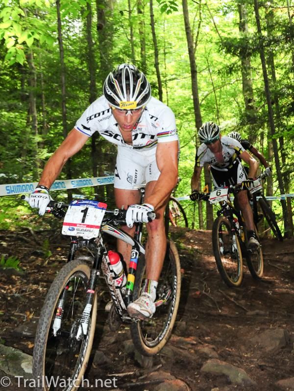 Nino Schurter (Scott Swisspower) on twisty, rooty, singletrack