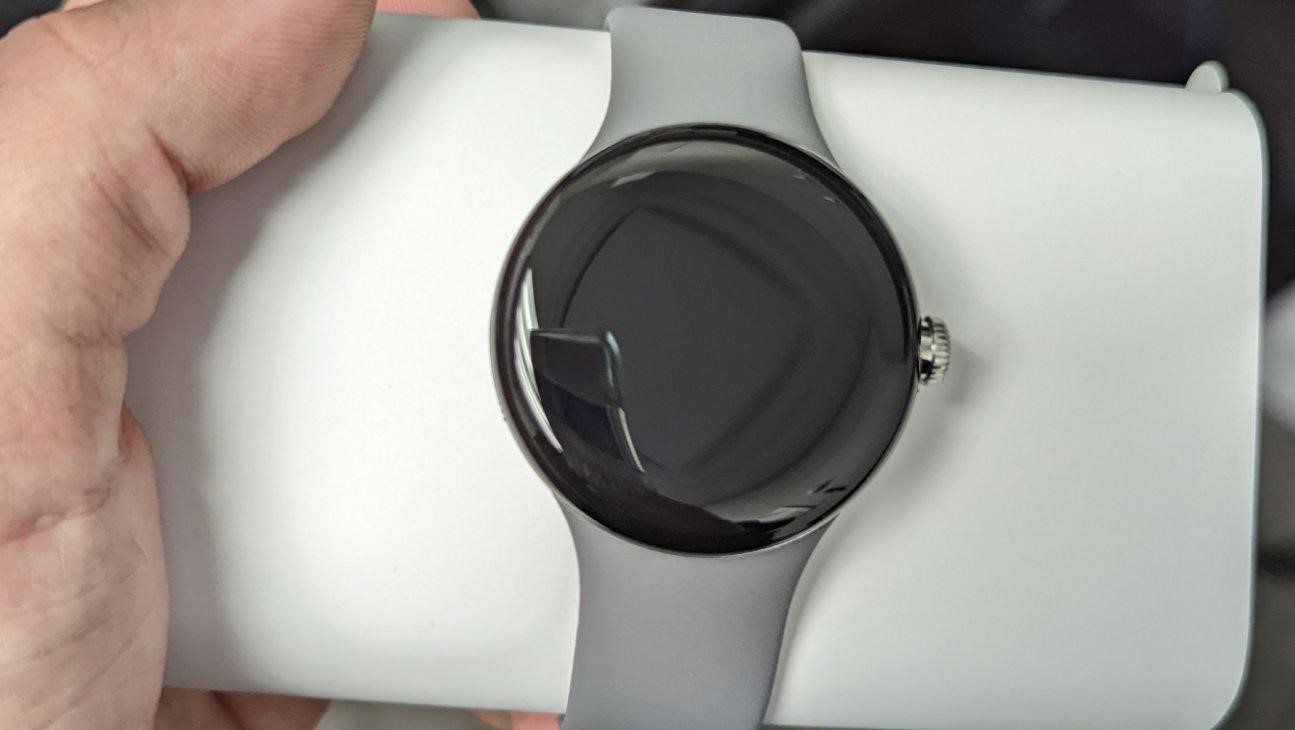  Pixel Watch front