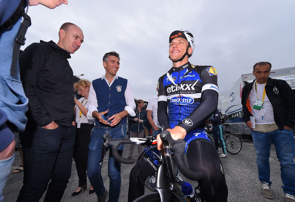 Marcel Kittel relaxes before the Etixx-QuickStep training ride.