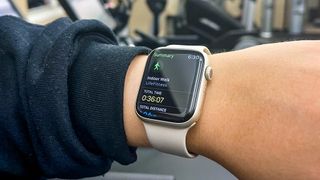 Apple Watch 7 walking workout