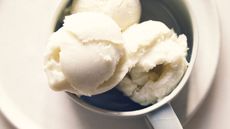 Gooseberry and elderflower frozen yogurt in a cup
