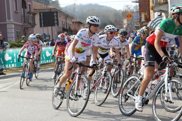 The race rolls out of Cittigilio