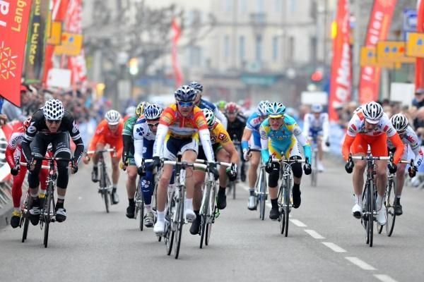 Borut Bozic (Vacansoleil Pro Cycling Team) begins to raise his arms - the Slovenian knows victory is his.