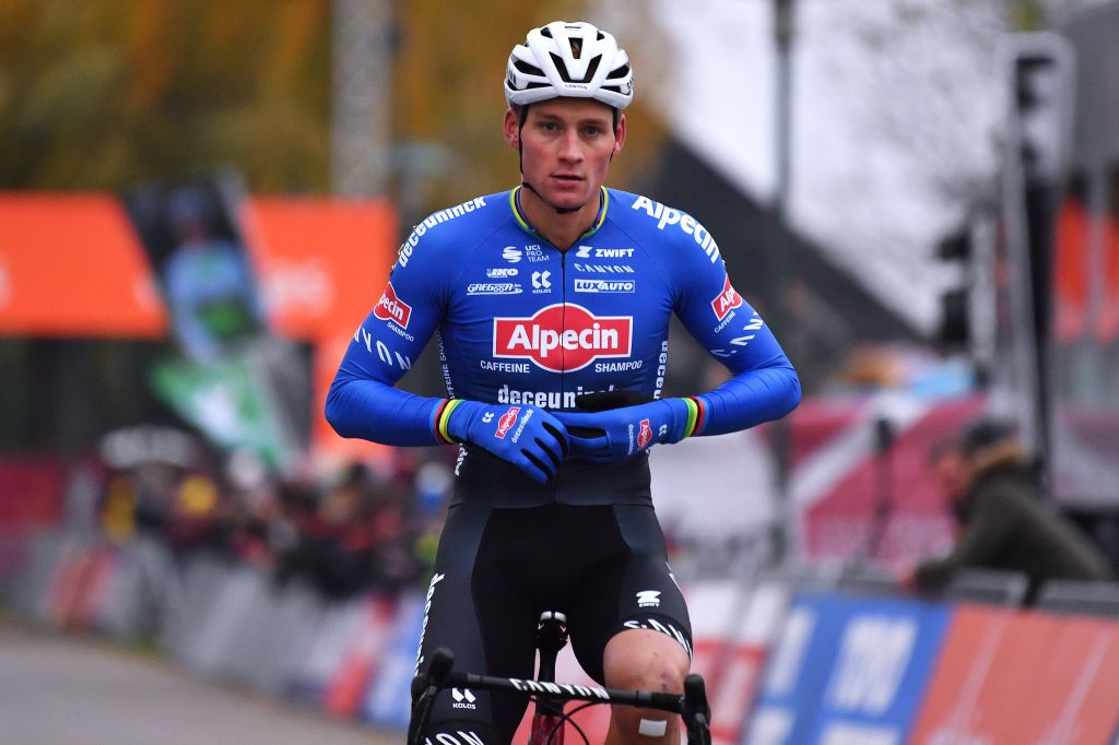 ANTWERPEN BELGIUM DECEMBER 04 Mathieu van der Poel of The Netherlands and Team AlpecinDeceuninck celebrates at finish line as race winner during the 16th UCI Cyclocross World Cup Antwerpen 2022 Mens Elite CXWorldCup on December 04 2022 in Antwerpen Belgium Photo by Luc ClaessenGetty Images
