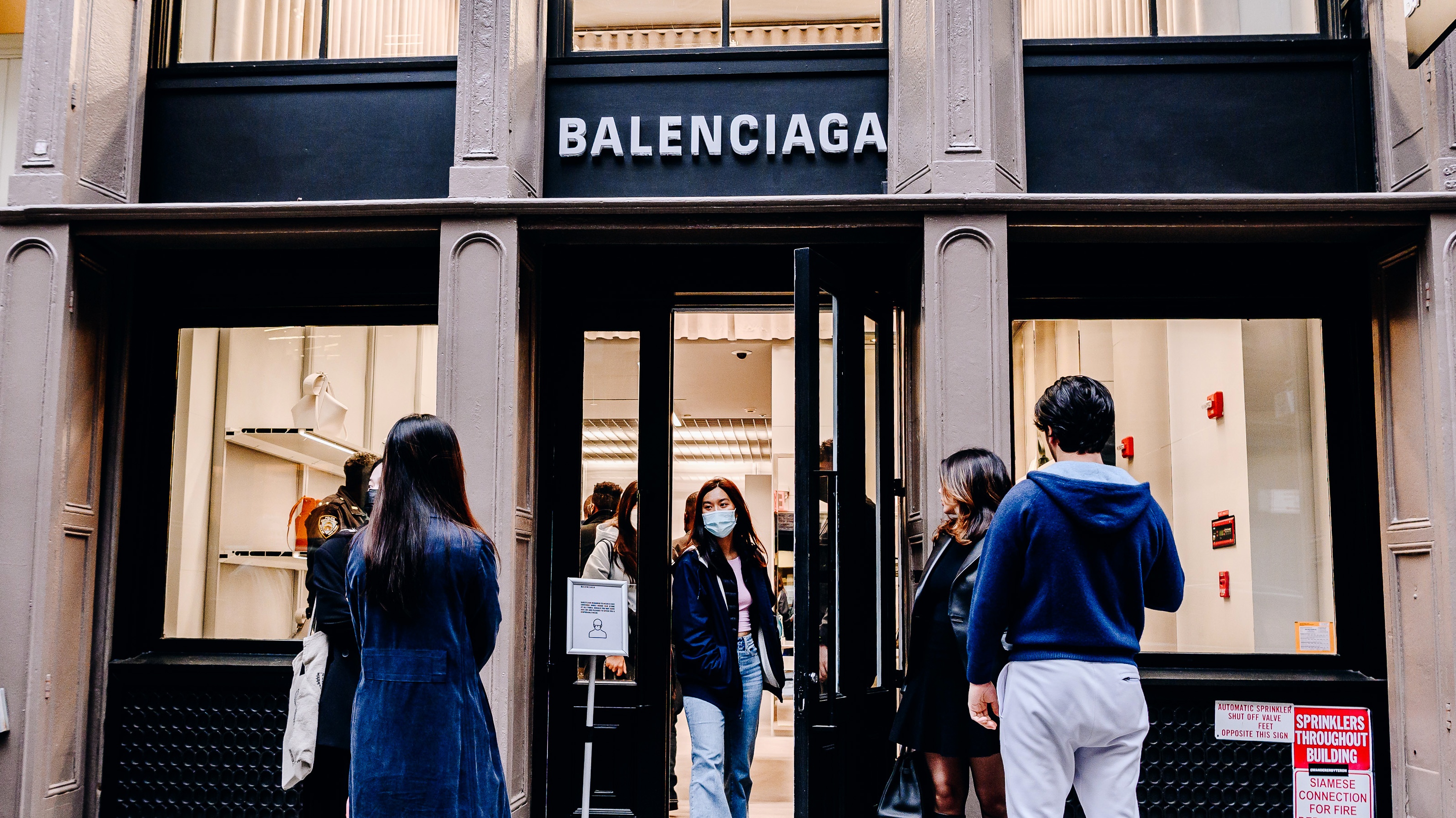 Top Balenciaga Designer Is Leaving the Company - The New York Times