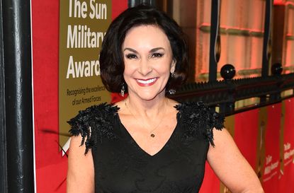 shirley ballas rushed hospital broken ankle