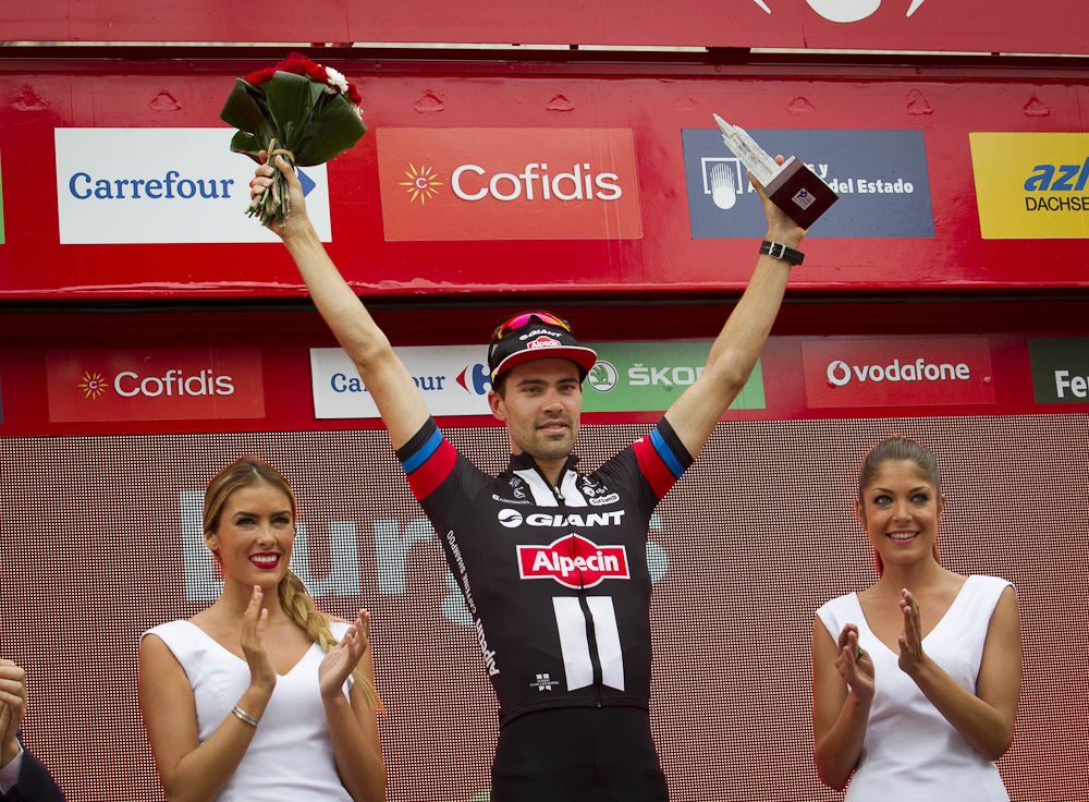 Tom Dumoulin on the stage 17 podium.