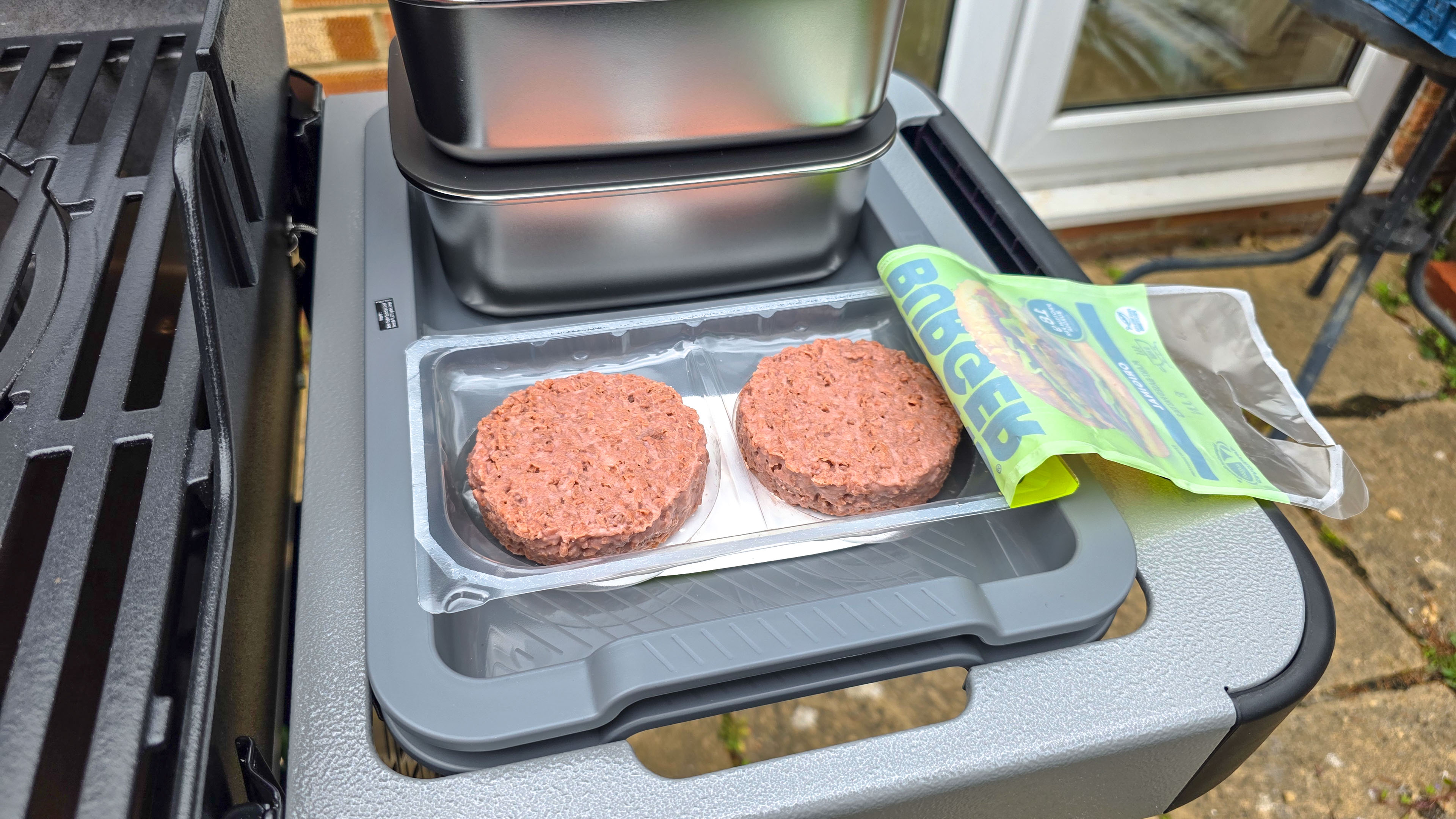 Weber Spirit EX325 preparing burgers