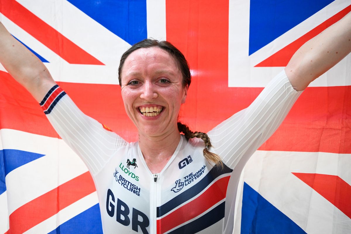 Anna Morris celebrates after winning the Omnium at the 2026 UCI Track World Championships.