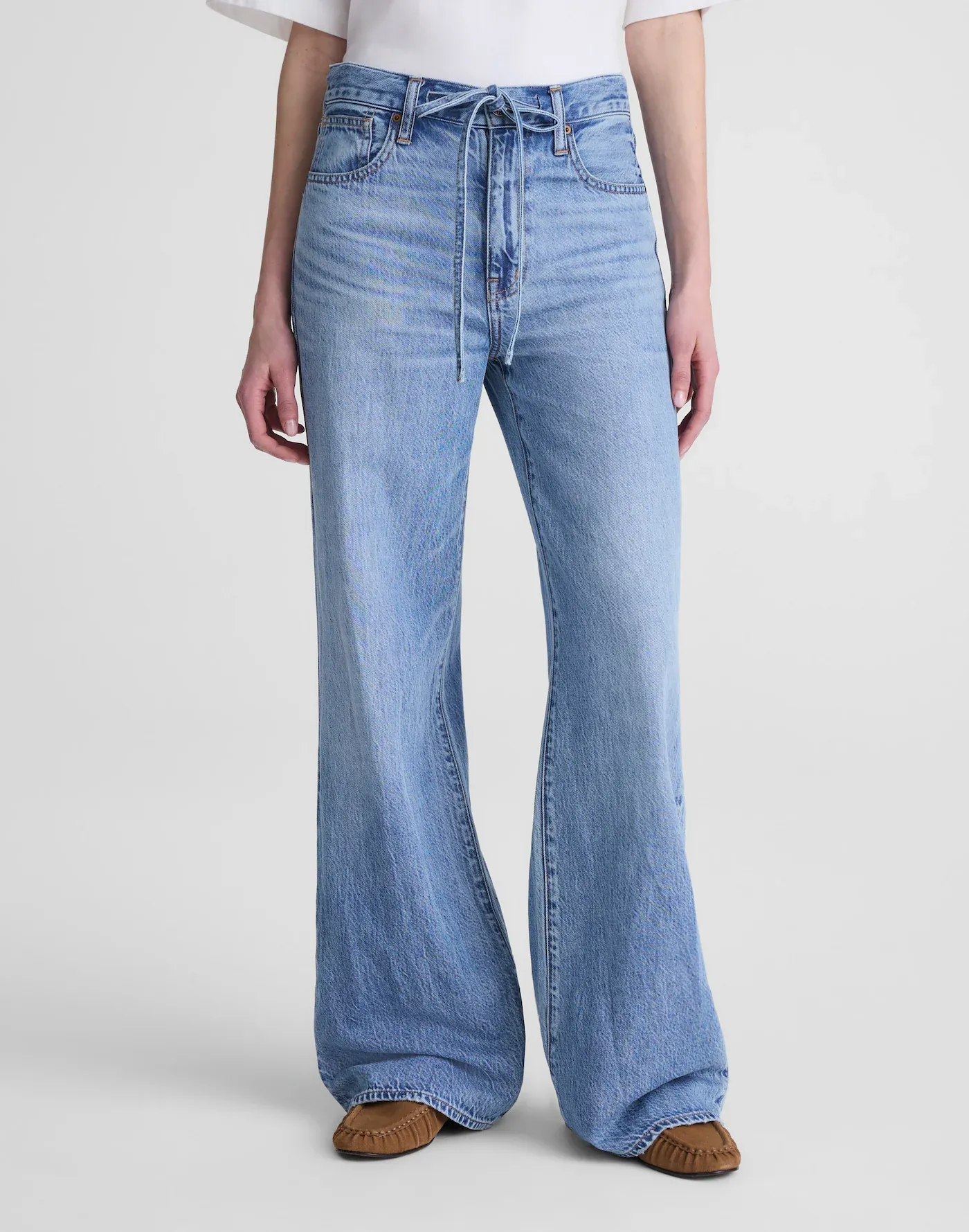 Madewell, The Ultimate Wide-Leg Jean in Airy Denim