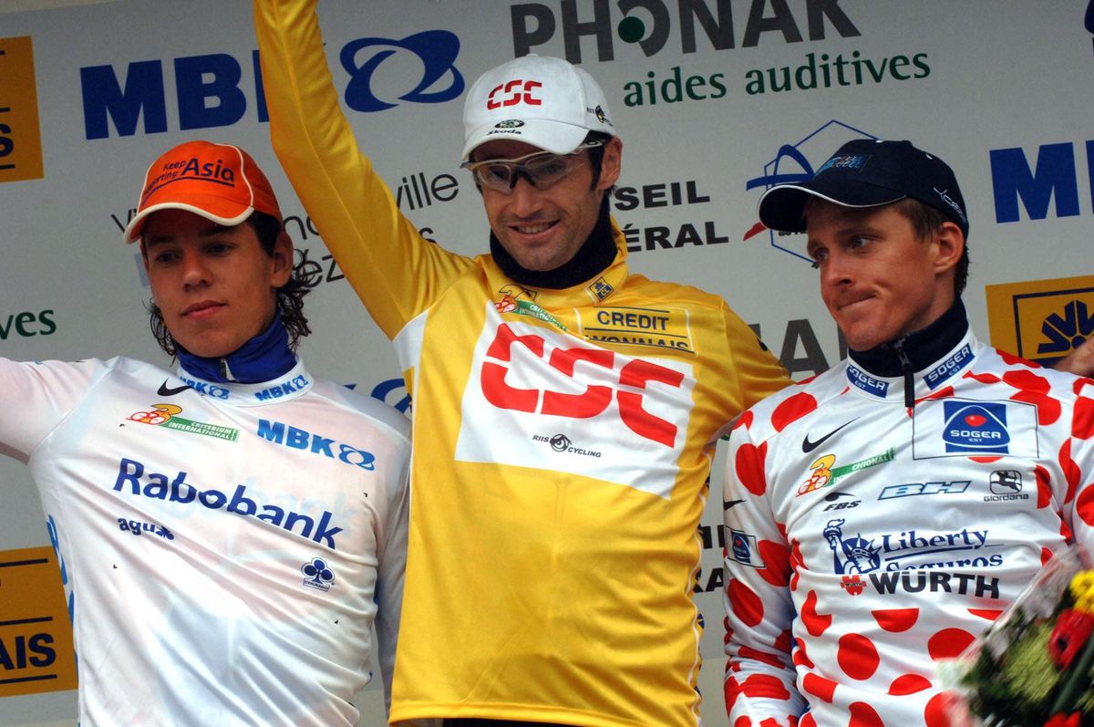 Bobby Julich won Criterium International in 2005 ahead of Thomas Dekker and Jorg Jaksche.