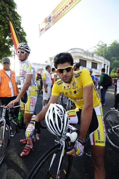 Zargari Amir (Azad University) in Yellow