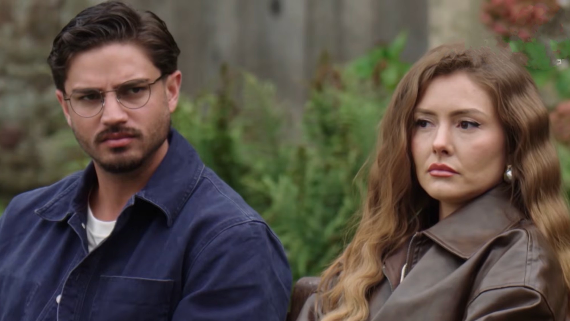 Guillermo and Kara on 90 Day: The Last Resort listening to a therapist. 