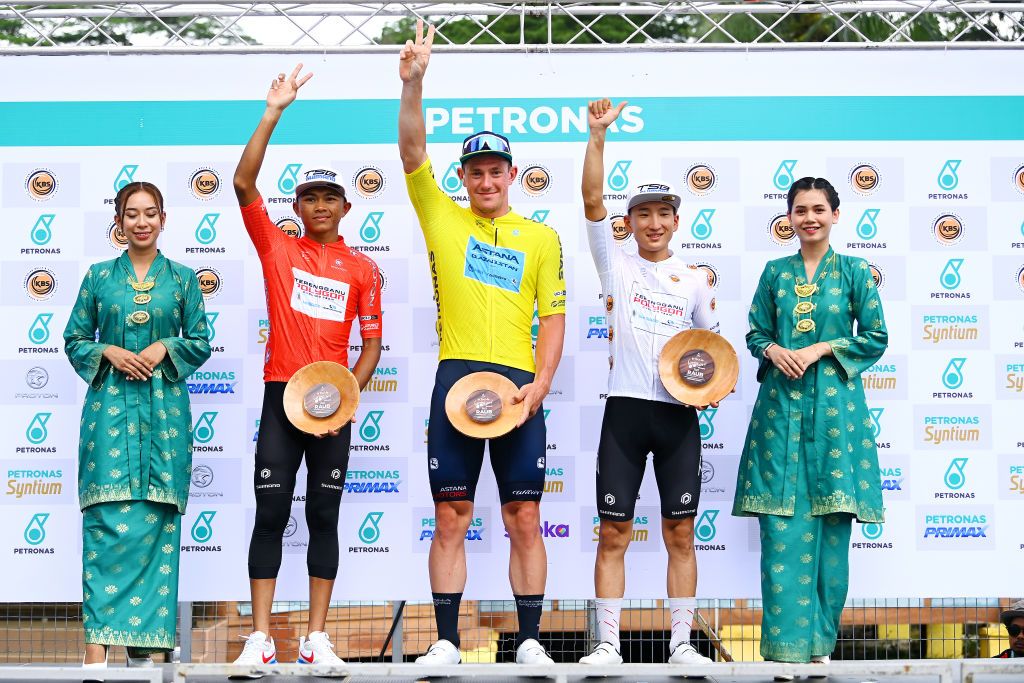 Stage 1 winner Gleb Syritsa (Astana Qazaqstan) kept the Tour de Langkawi leader's jersey