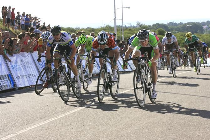 The sprinters battle to the line in a tough uphill sprint on stage 2