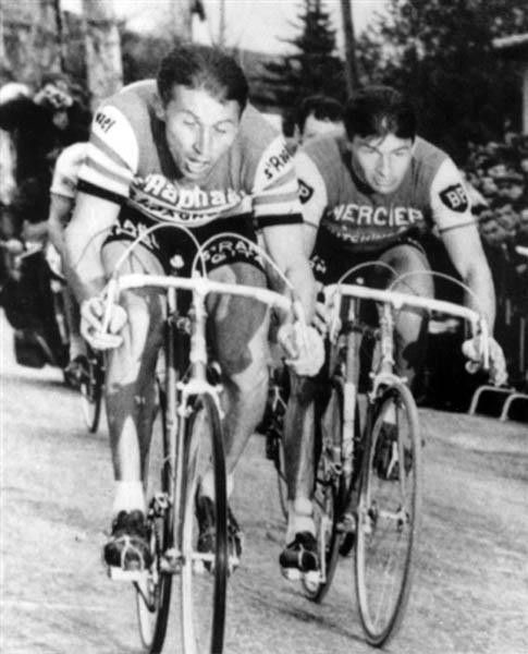 Jacques Anquetil races head-to-head with arch rival Raymond Poulidor