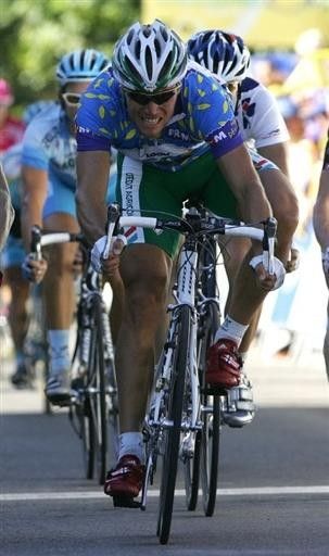 Thor Hushovd (Credit Agricole) holds on tight as he crosses the line for his first stage victory.