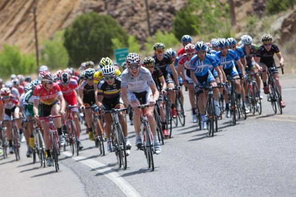 Riders start to get aggressive at the front as the race gets closer to town.