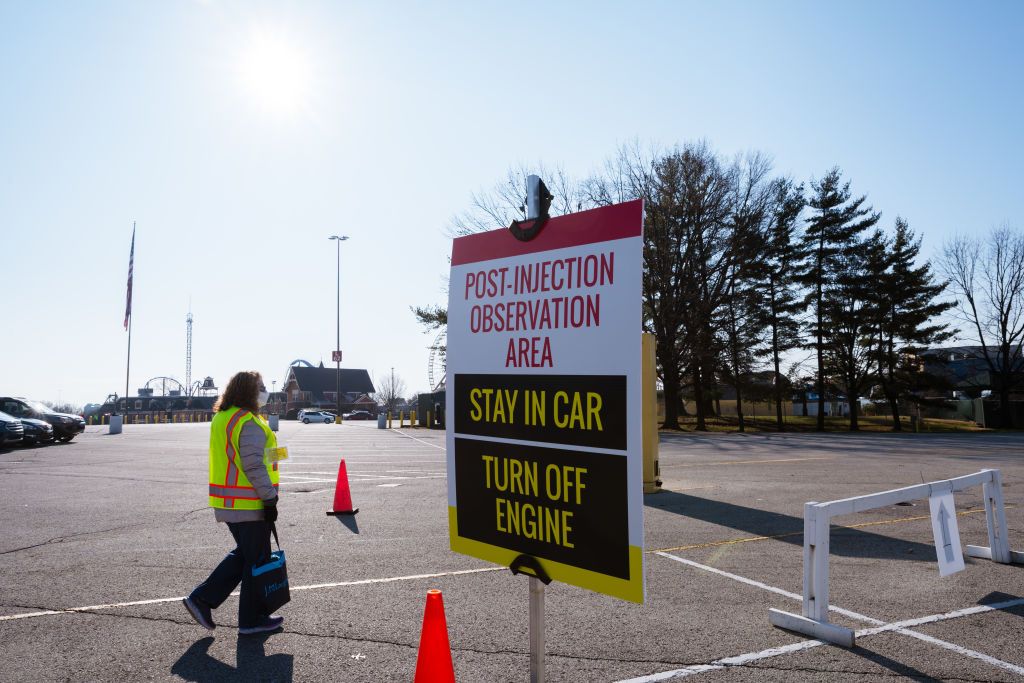 Kentucky opens mass vaccination site