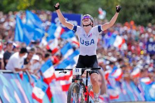 Haley Batten takes silver medal in women&#039;s cross-country MTB at Paris Olympics