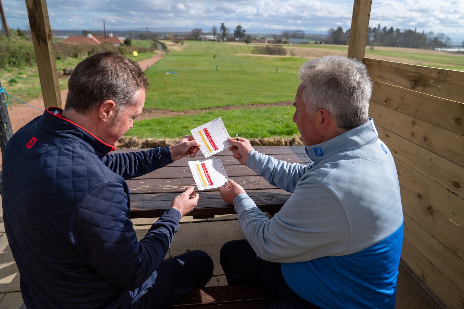 Marking Golf Score Cards