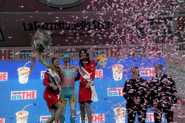The Giro flutter cannon made it to the top of the Terminillo along with the riders