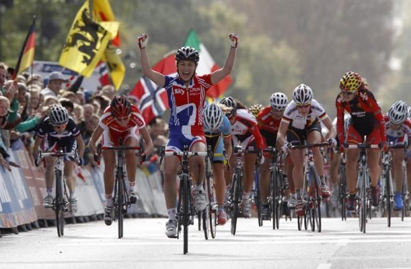 Lucy Garner (Great Britain) powered away from the opposition