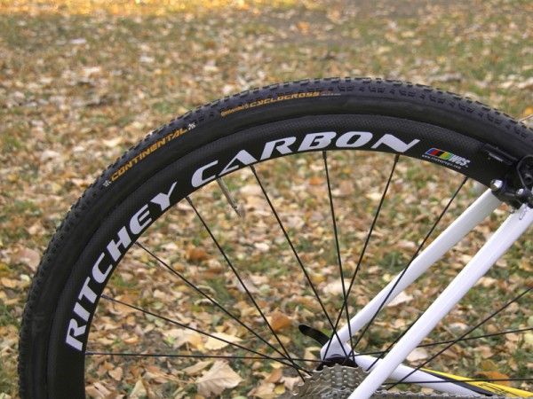 38mm-deep Ritchey WCS Carbon tubular rims make for a perfect all-around race wheelset