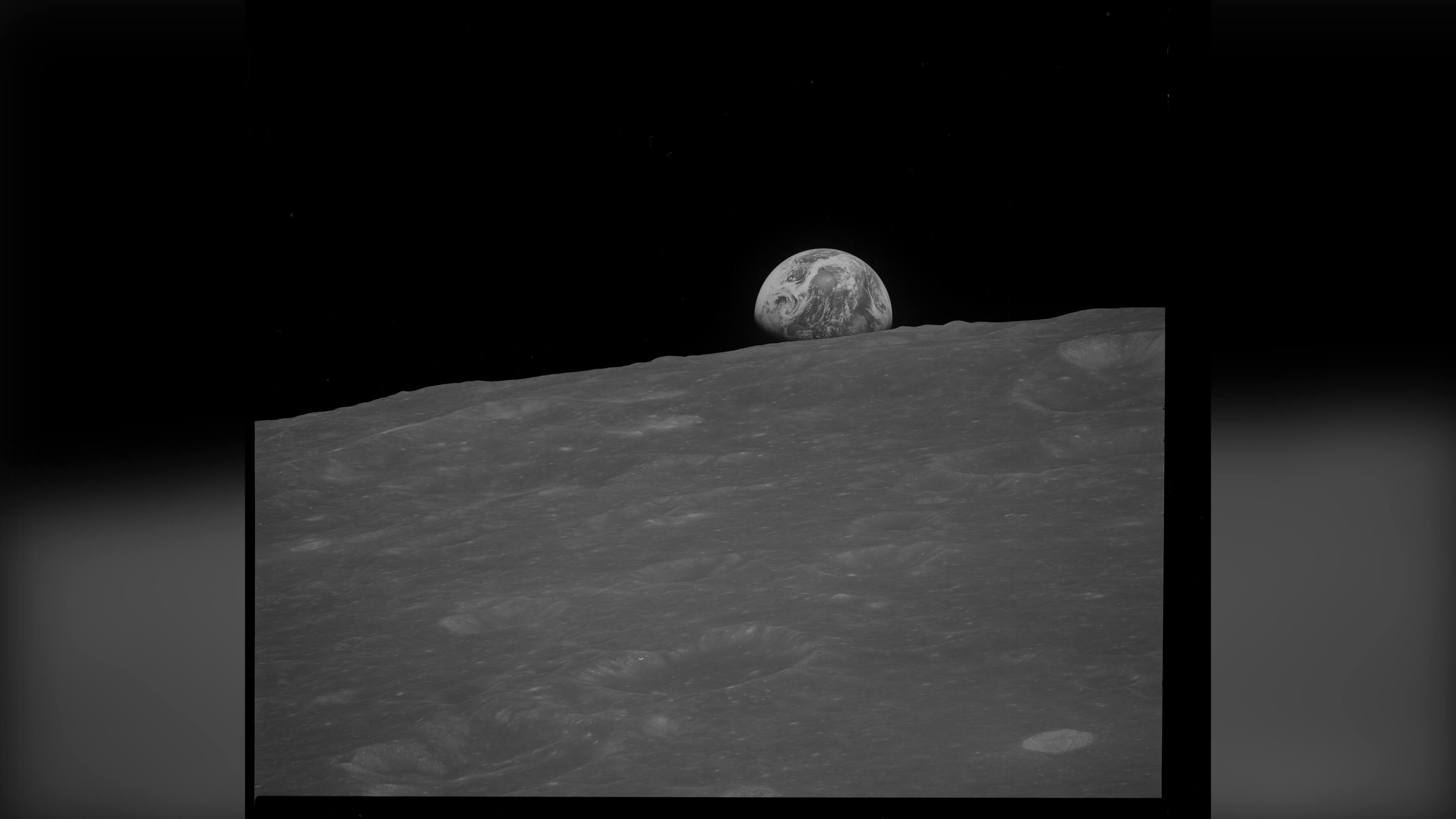 Earthrise image in black and white.