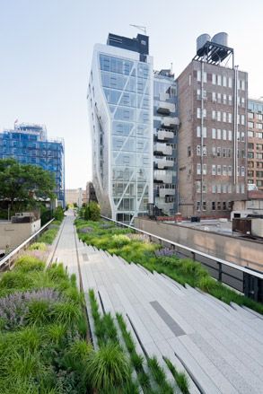 A meandering pathway passes by old and new architecture in West Chelsea