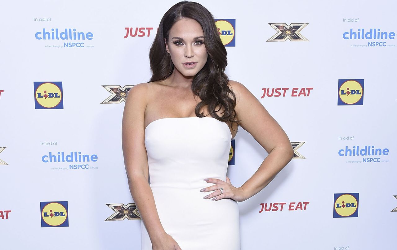 vicky pattison reveals grandmother passed away