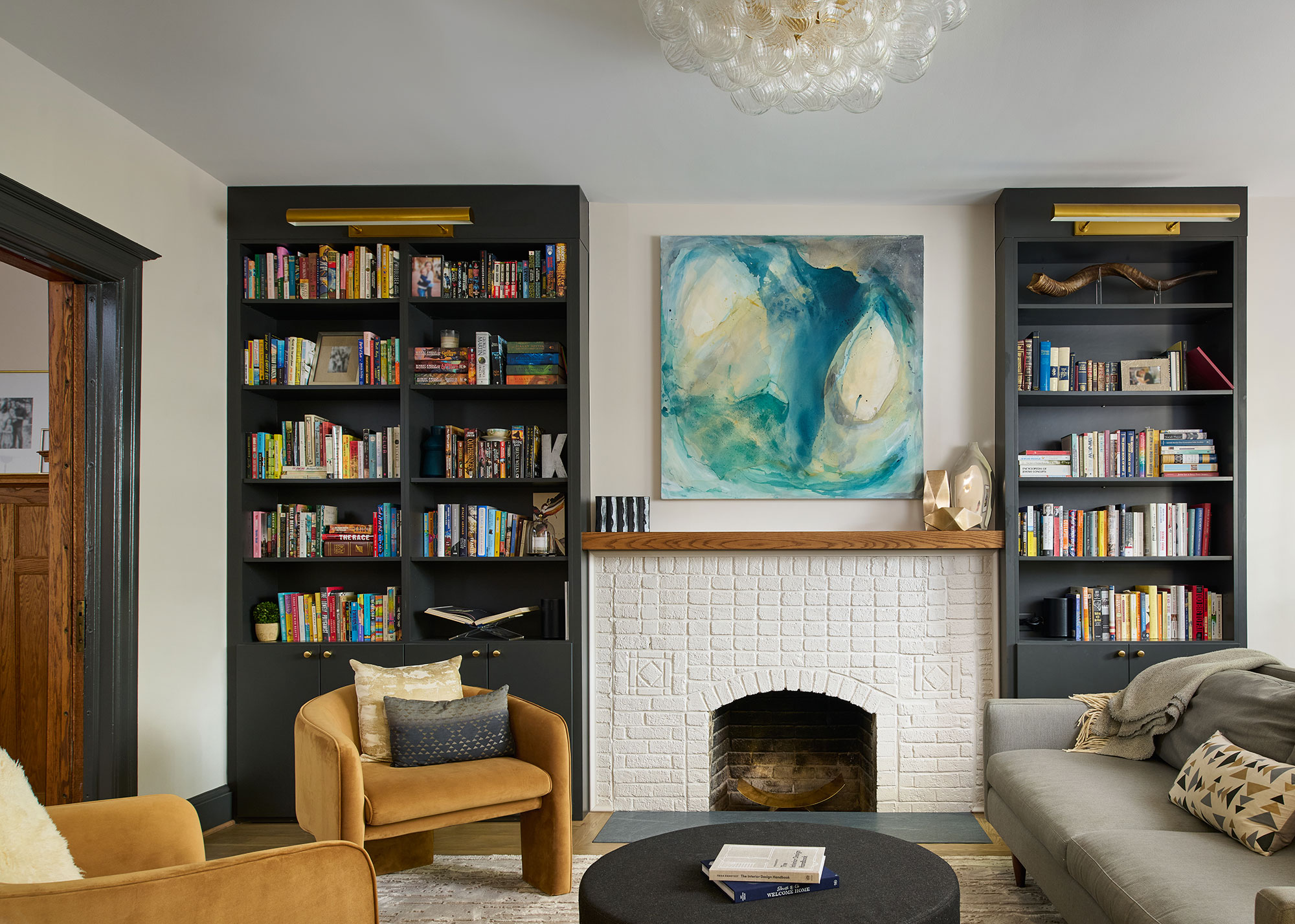 mid-century modern living room
