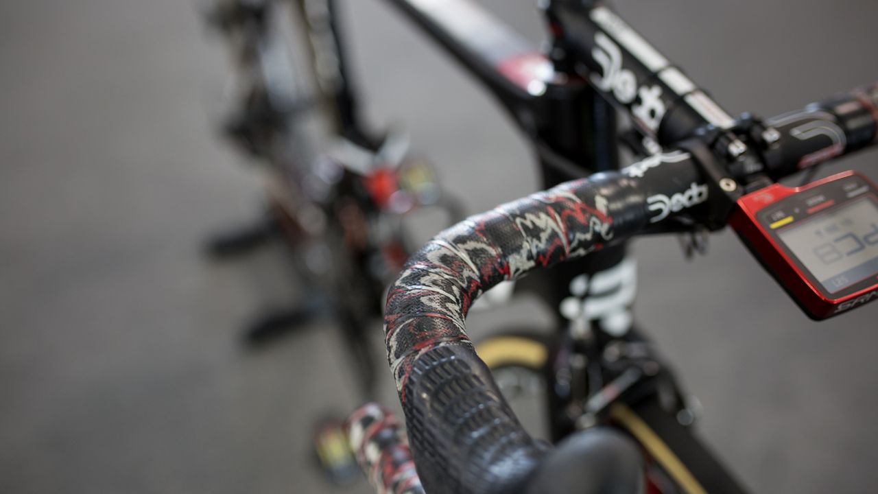 Lizard Skins DSP handlebar tape for Lotto-Soudal