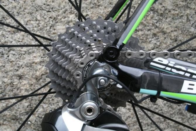 Kelderman carried over the 11-28 cassette from yesterday&rsquo;s medium mountain stage to Col du B&eacute;al