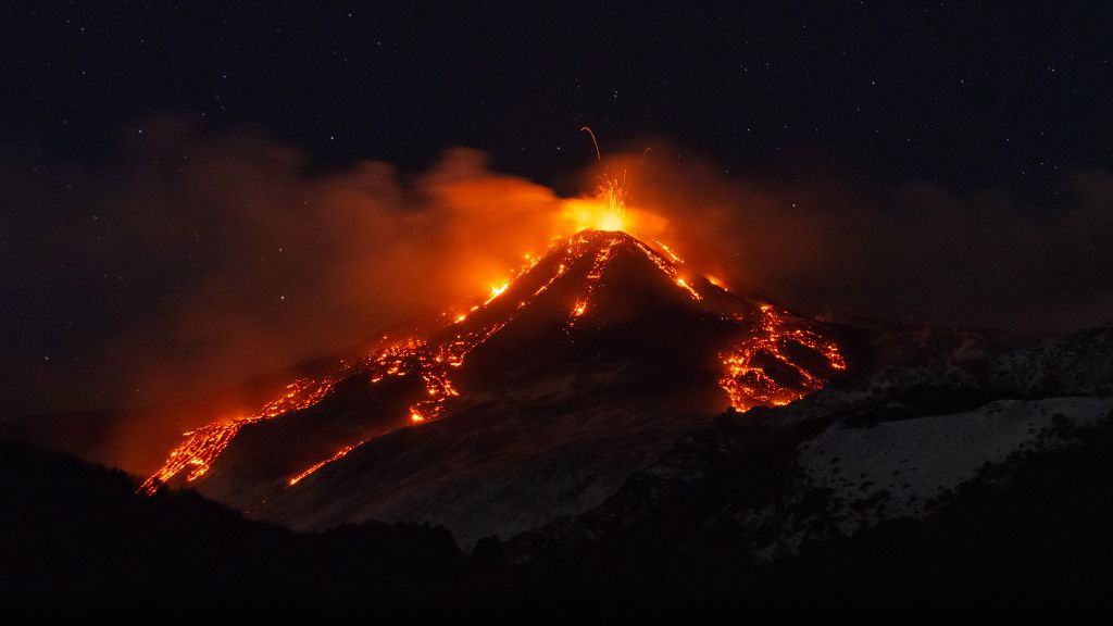 Striking new video captures the moment when Mount Etna recently erupted