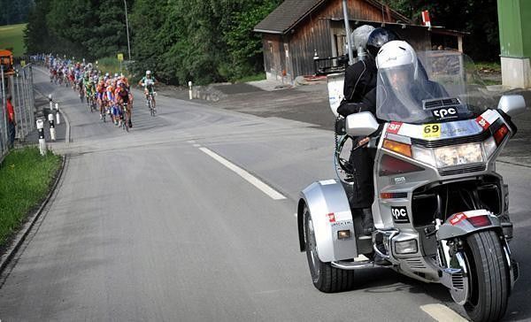 The peloton follows.