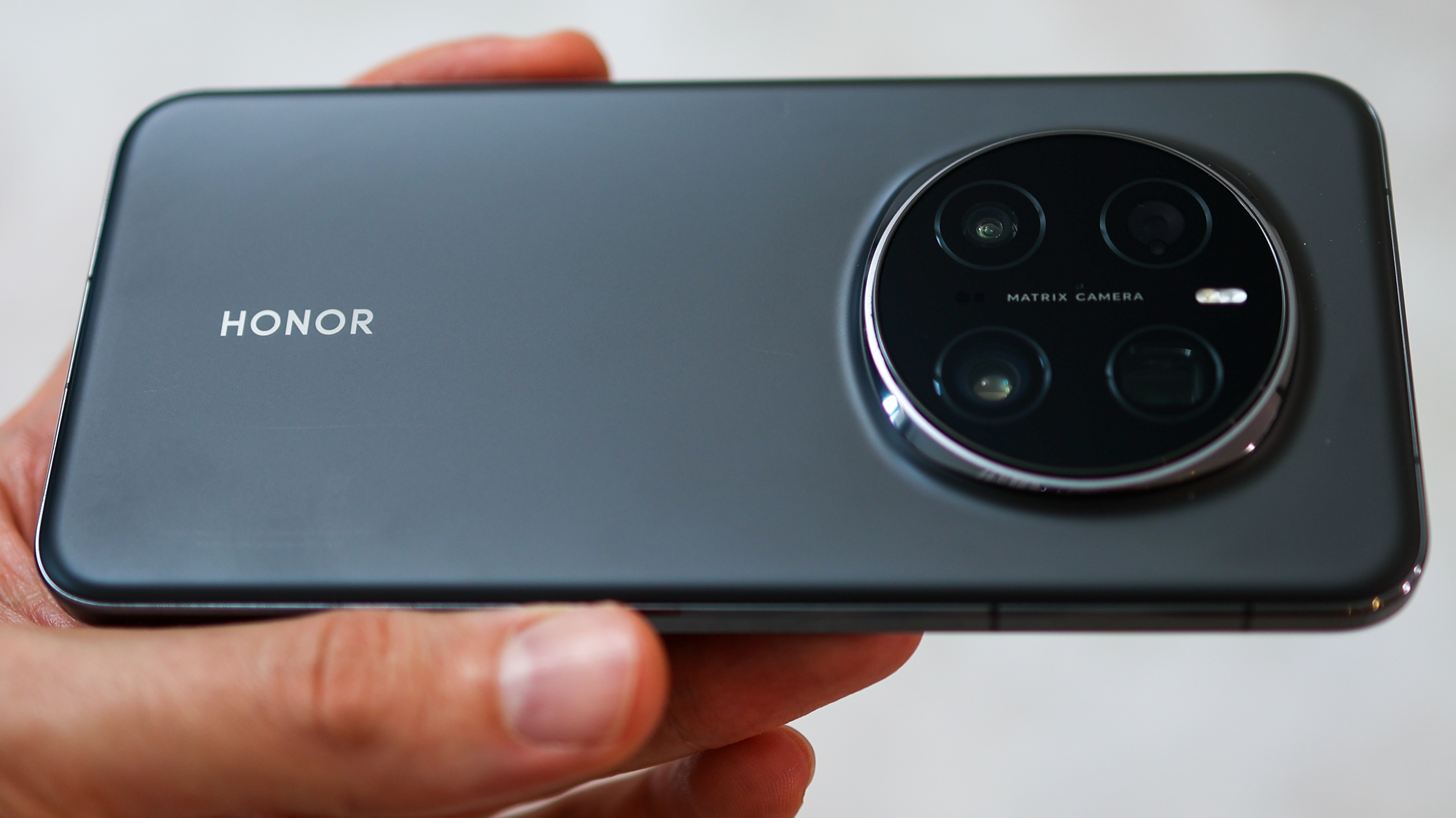 A photo of the Honor Magic 7 Pro