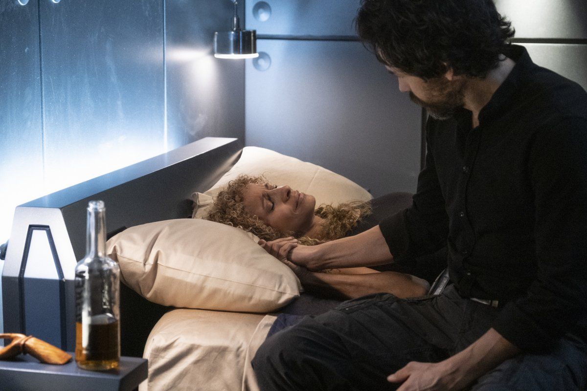 Michelle Hurd as Raffi; Santiago Cabrera as Rios