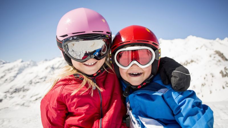 children&#039;s snow mittens