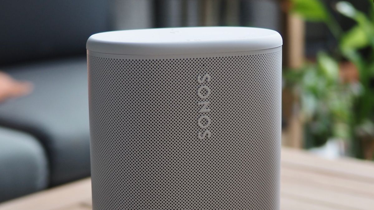 Close up of front panel of Sonos Play speaker